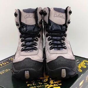 Cabela's women's avalanche II winter boot size 7 gray  denim medium sherpa